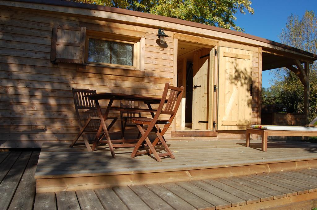 Camping Les Portes Du Beaujolais Anse Exteriör bild