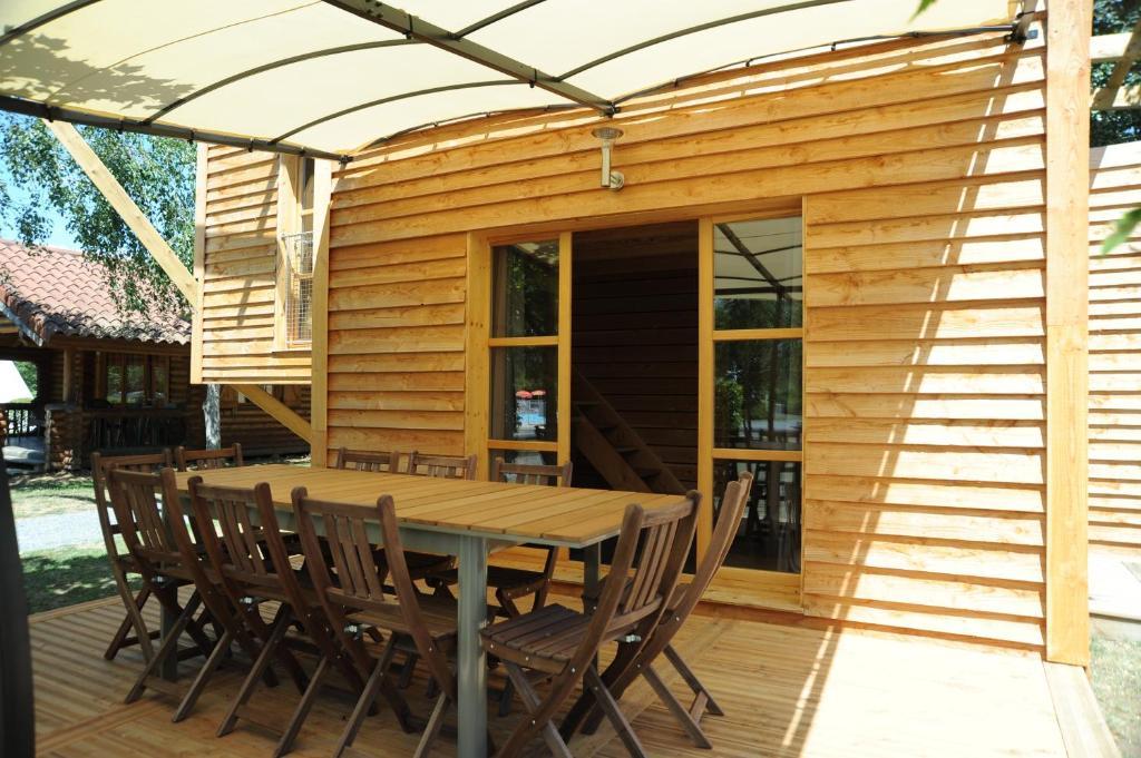 Camping Les Portes Du Beaujolais Anse Rum bild