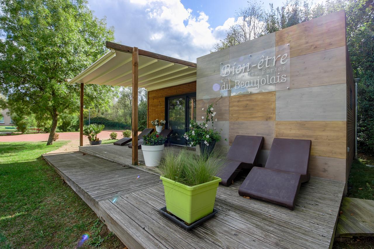 Camping Les Portes Du Beaujolais Anse Exteriör bild