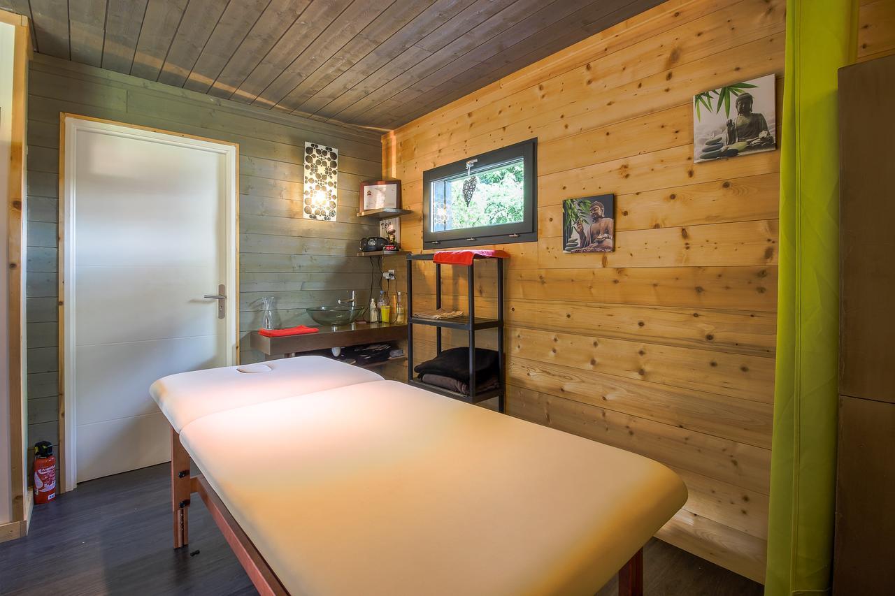Camping Les Portes Du Beaujolais Anse Exteriör bild